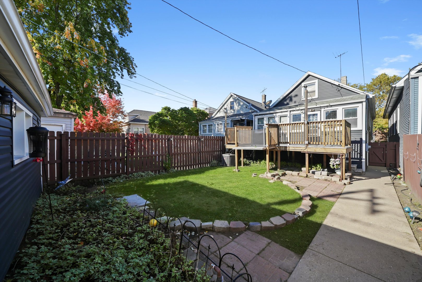 6245 West Byron Street Chicago IL 60634