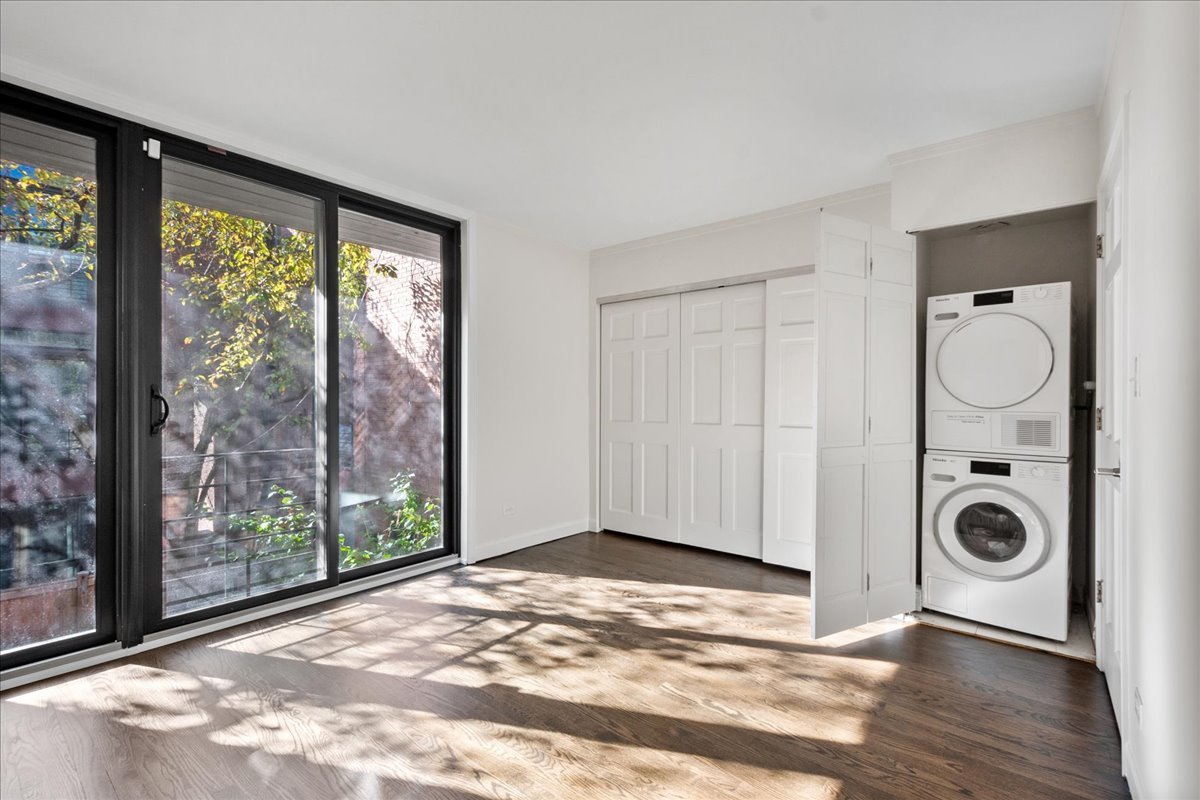 2208 North Burling Street Chicago IL 60614