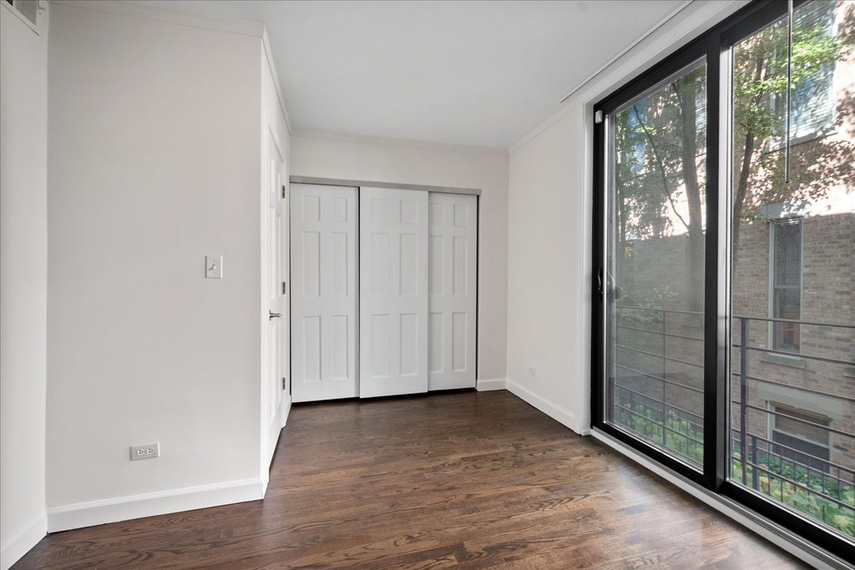 2208 North Burling Street Chicago IL 60614