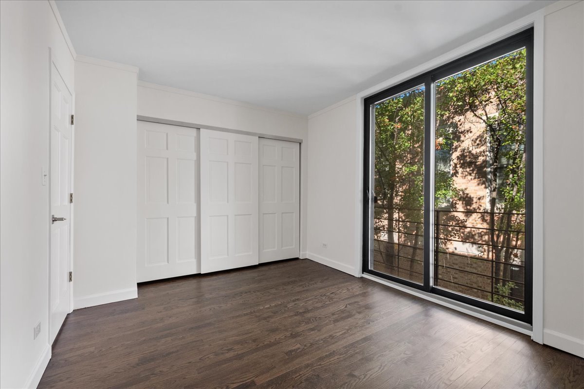 2208 North Burling Street Chicago IL 60614