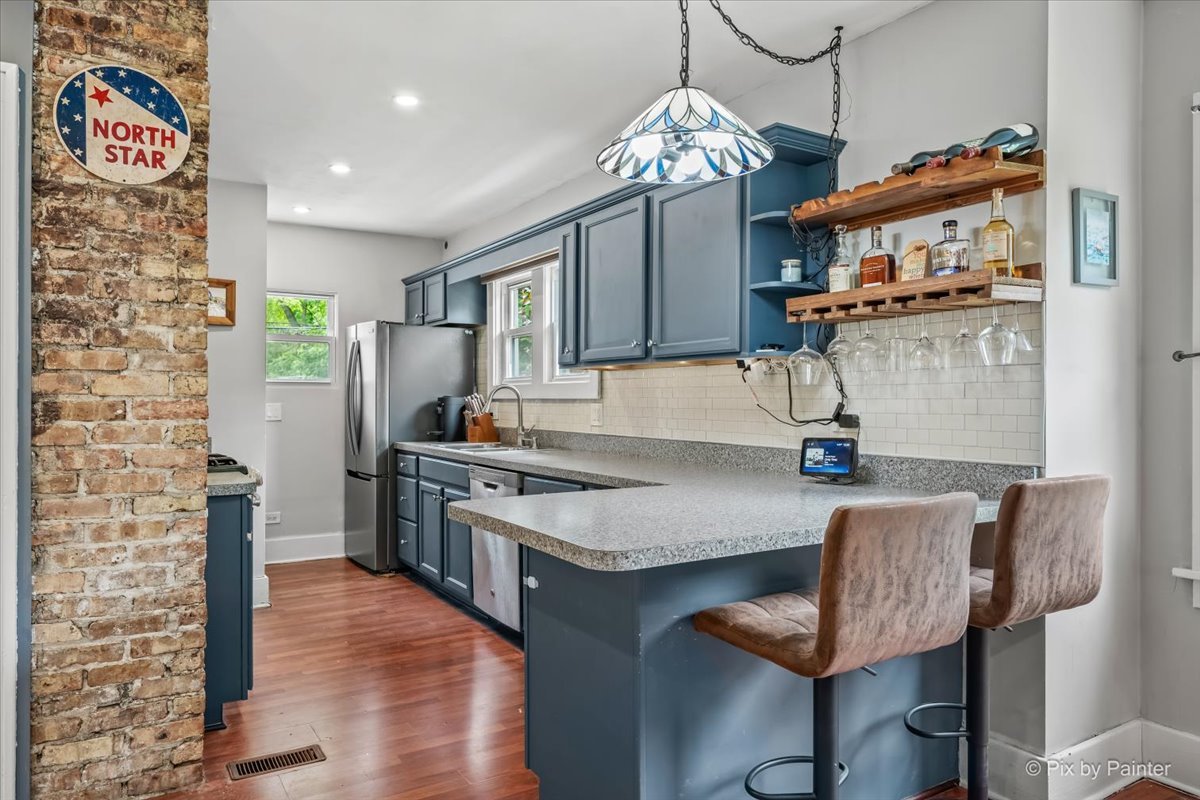 14 North Huffman Street Naperville IL 60540