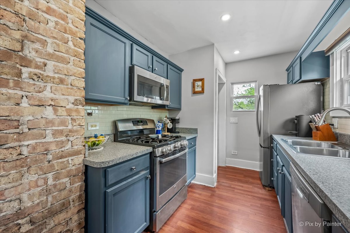 14 North Huffman Street Naperville IL 60540