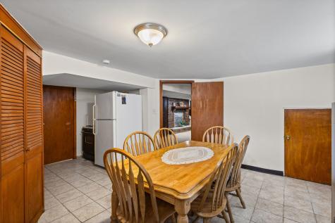 8240 45TH Street Lyons IL 60534