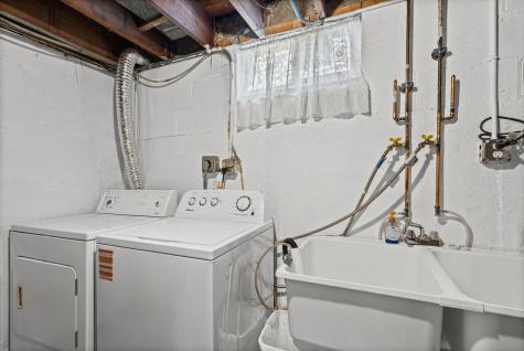 8240 45TH Street Lyons IL 60534