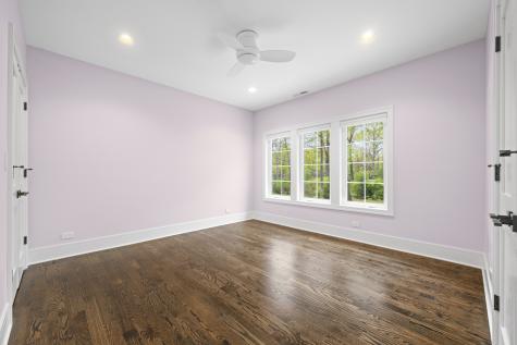 32 Lancaster Lane Lincolnshire IL 60069