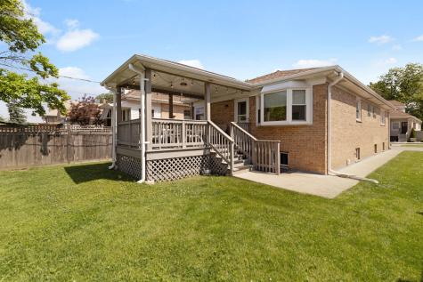 7046 North Franks Avenue Niles IL 60714