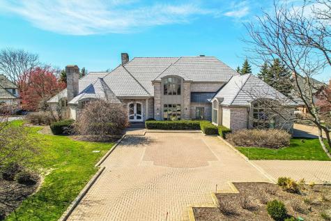 140 Braymore Court Inverness IL 60010