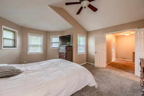 307 Inner Circle Drive Bolingbrook IL 60490