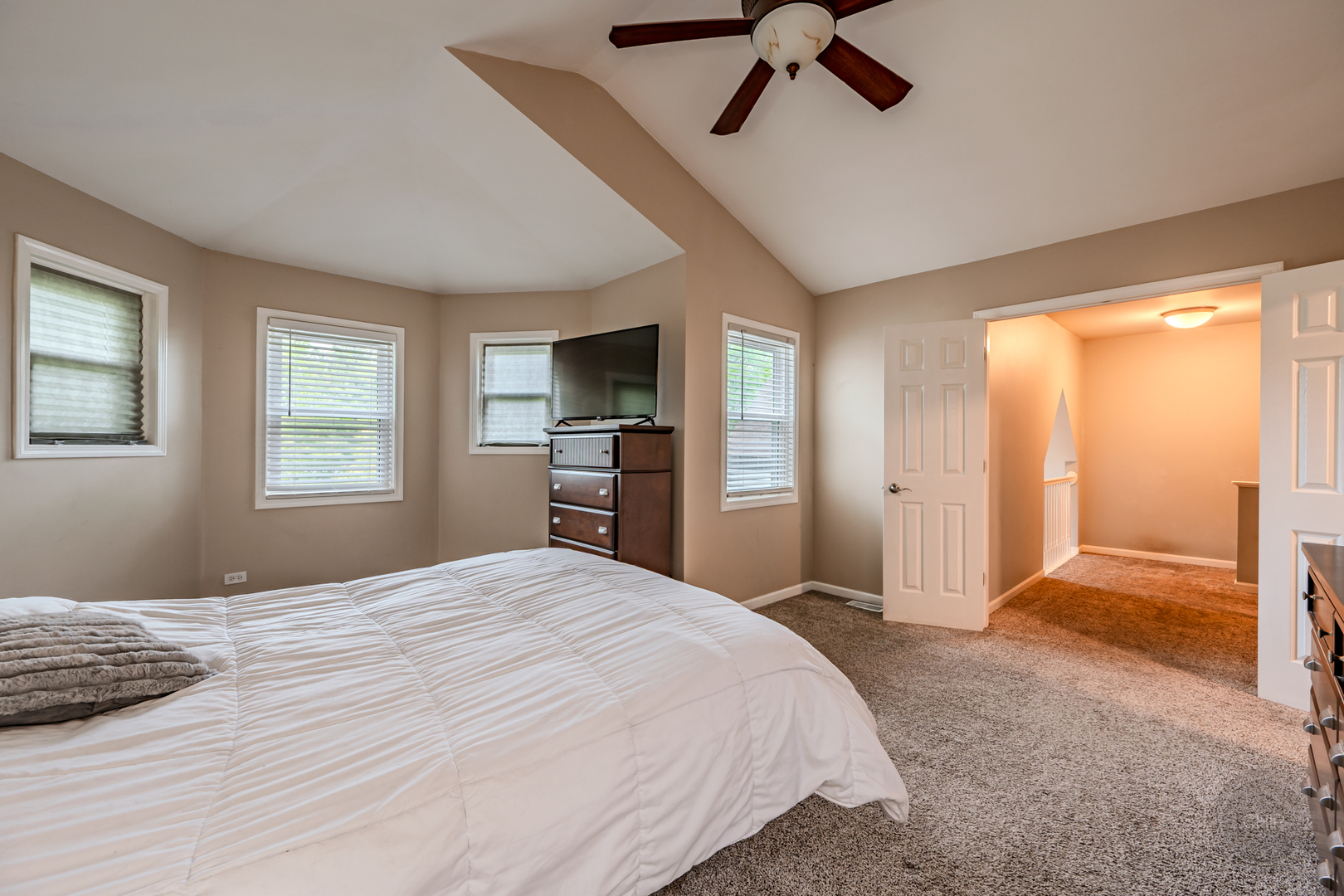 307 Inner Circle Drive Bolingbrook IL 60490