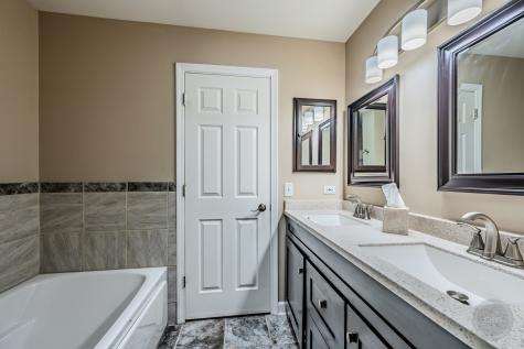 307 Inner Circle Drive Bolingbrook IL 60490