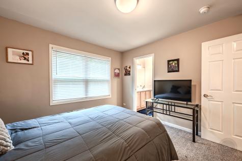 307 Inner Circle Drive Bolingbrook IL 60490