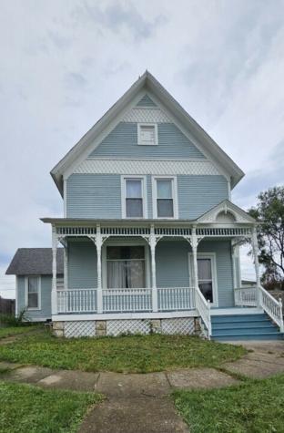 536 Woodward Street Beecher IL 60401