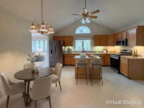 281 Governors Lane Elgin IL 60123