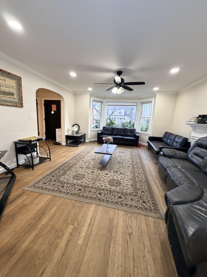 4940 Estes Avenue Skokie IL 60077