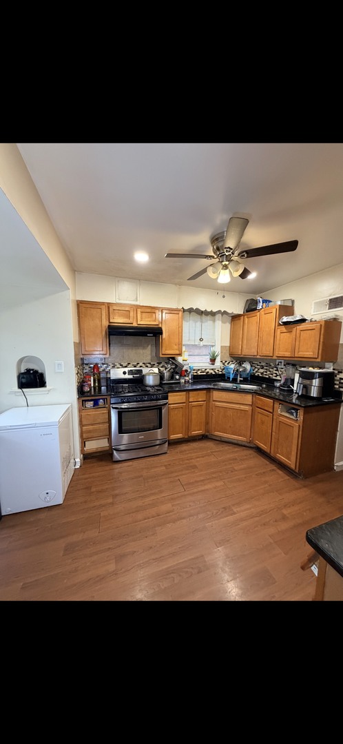 4940 Estes Avenue Skokie IL 60077