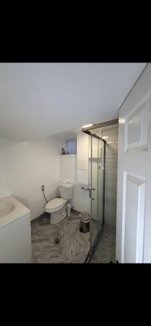 4940 Estes Avenue Skokie IL 60077