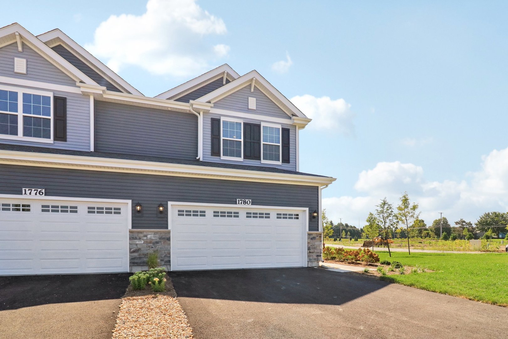 1739 Baler Avenue Aurora IL 60503