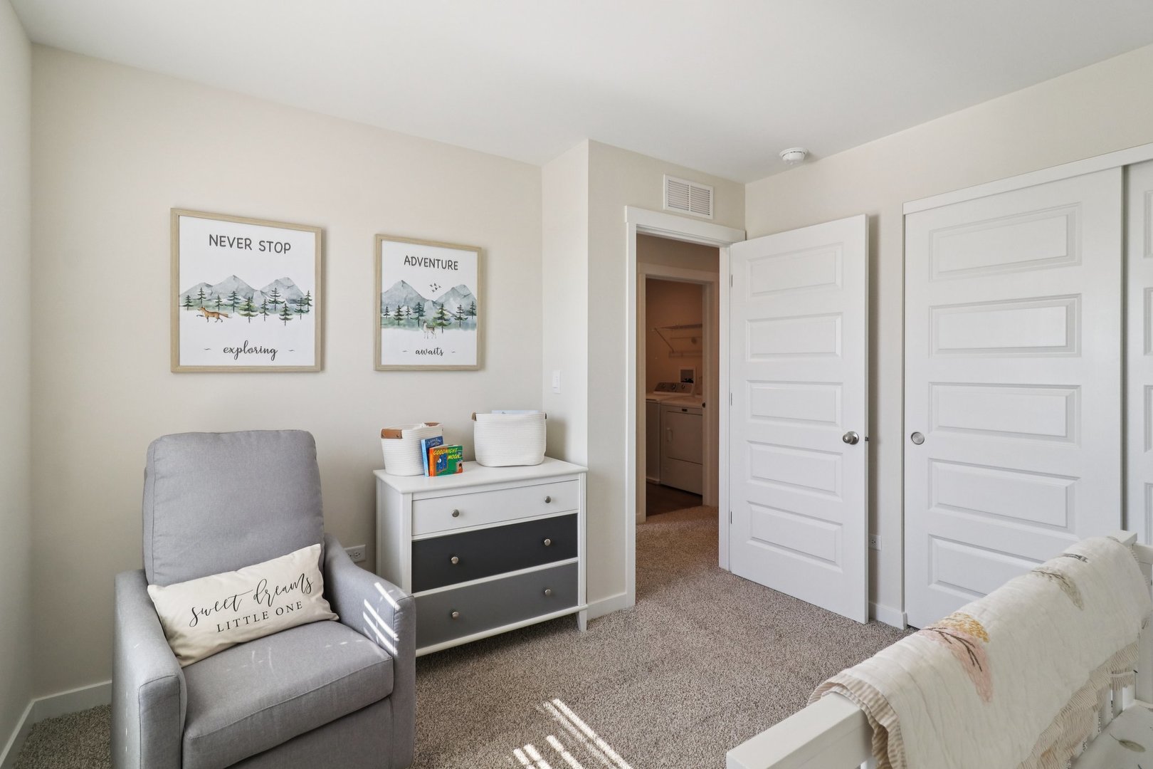 1739 Baler Avenue Aurora IL 60503