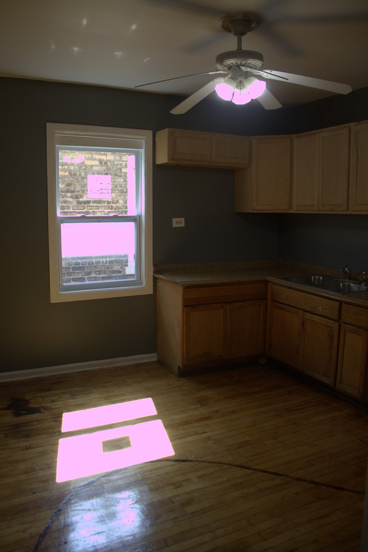 8207 South Marquette Avenue Chicago IL 60617