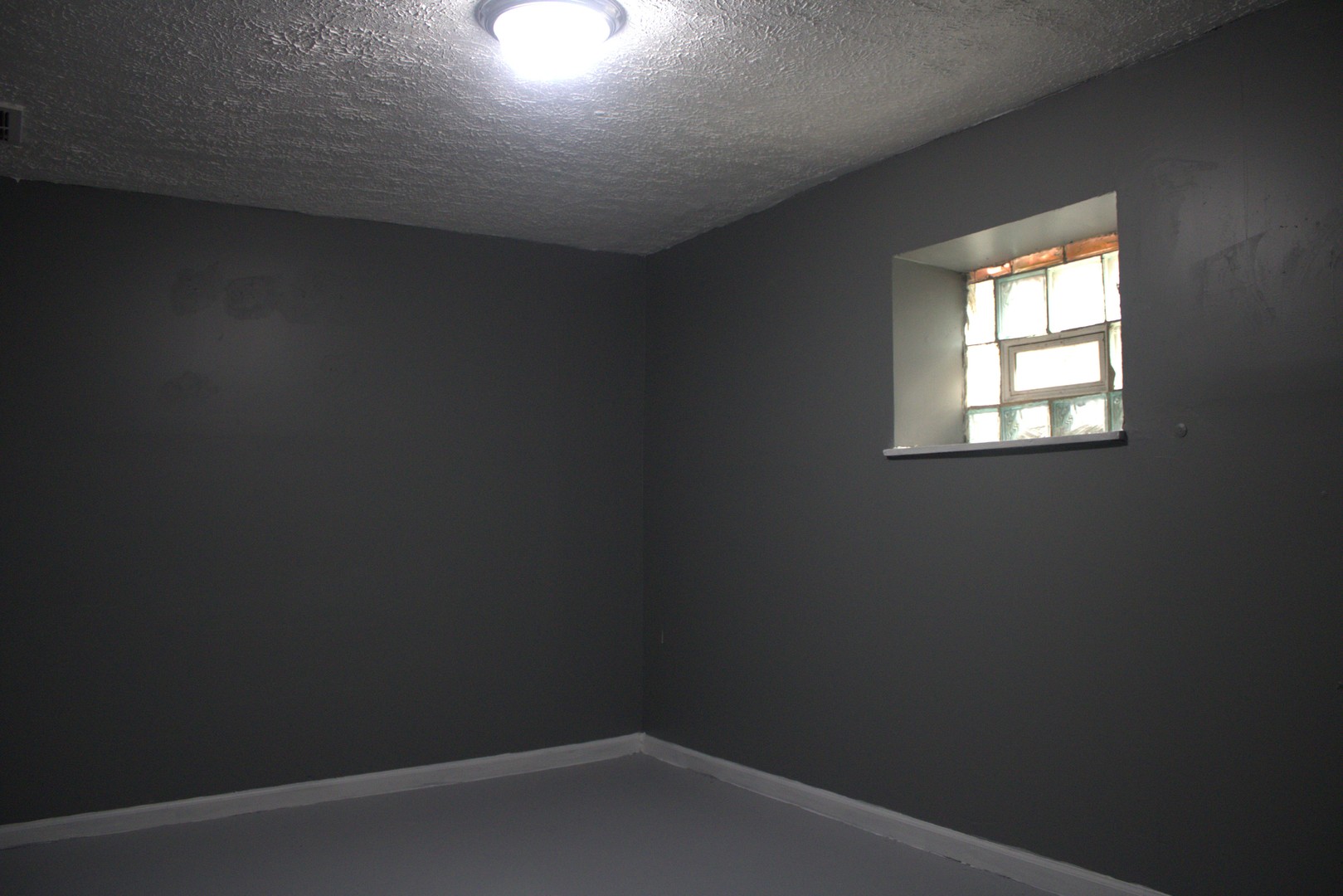 8207 South Marquette Avenue Chicago IL 60617