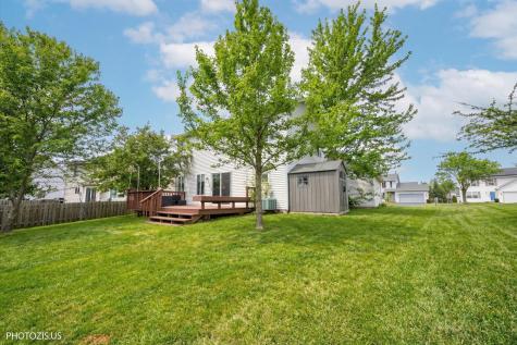 1327 East Fox Chase Drive Round Lake Beach IL 60073