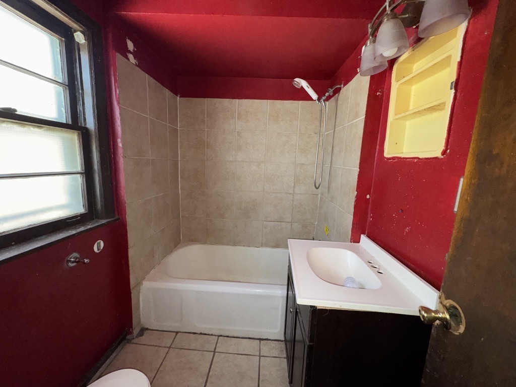 9926 South Luella Avenue Chicago IL 60617