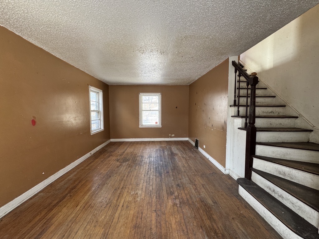 9926 South Luella Avenue Chicago IL 60617