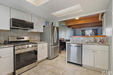 435 Meadow Green Lane Round Lake Beach IL 60073