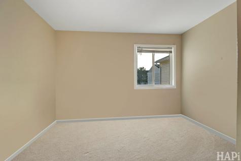 435 Meadow Green Lane Round Lake Beach IL 60073