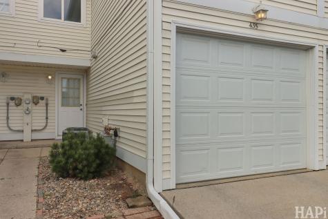 435 Meadow Green Lane Round Lake Beach IL 60073