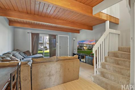 435 Meadow Green Lane Round Lake Beach IL 60073