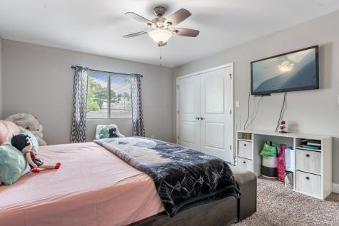 14619 South Albany Avenue Posen IL 60469