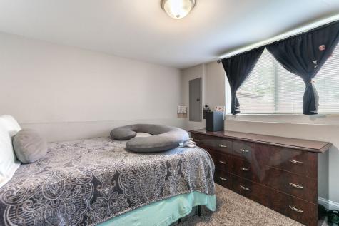 14619 South Albany Avenue Posen IL 60469