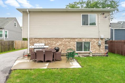 14619 South Albany Avenue Posen IL 60469