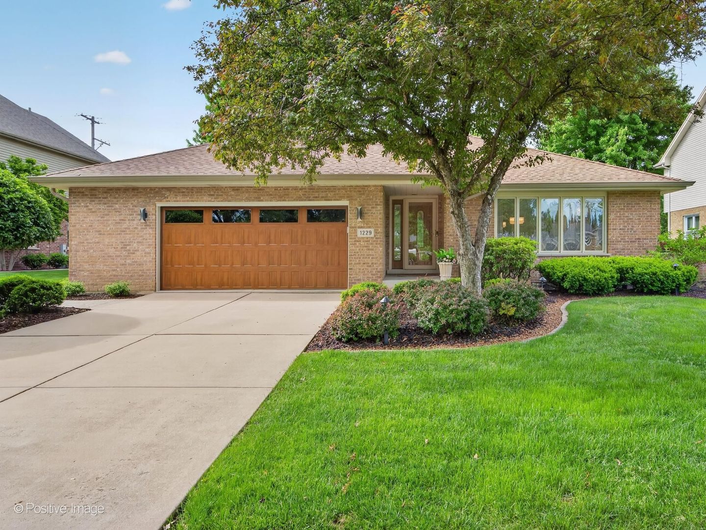 1229 Hanover Street Woodridge IL 60517