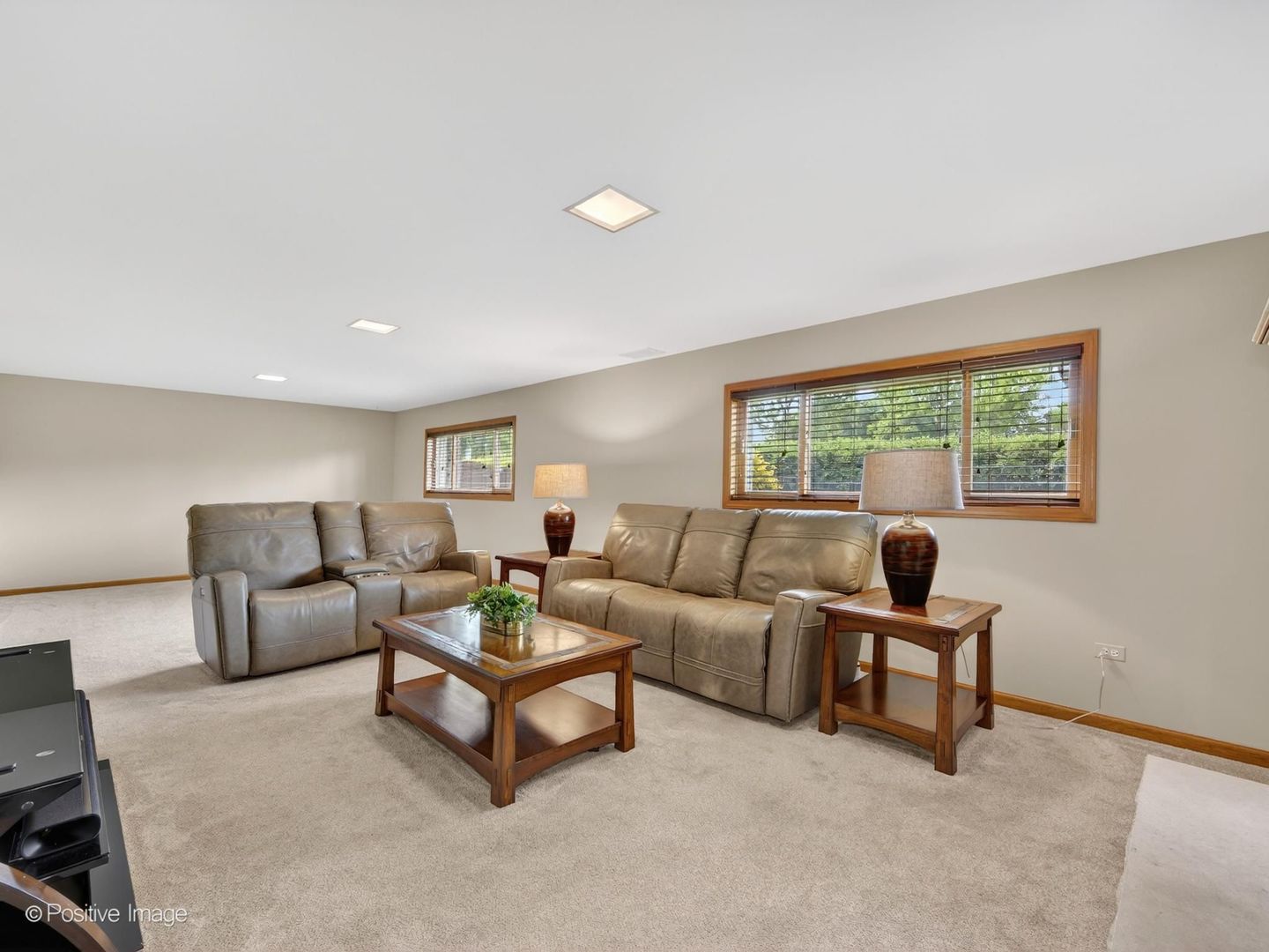 1229 Hanover Street Woodridge IL 60517