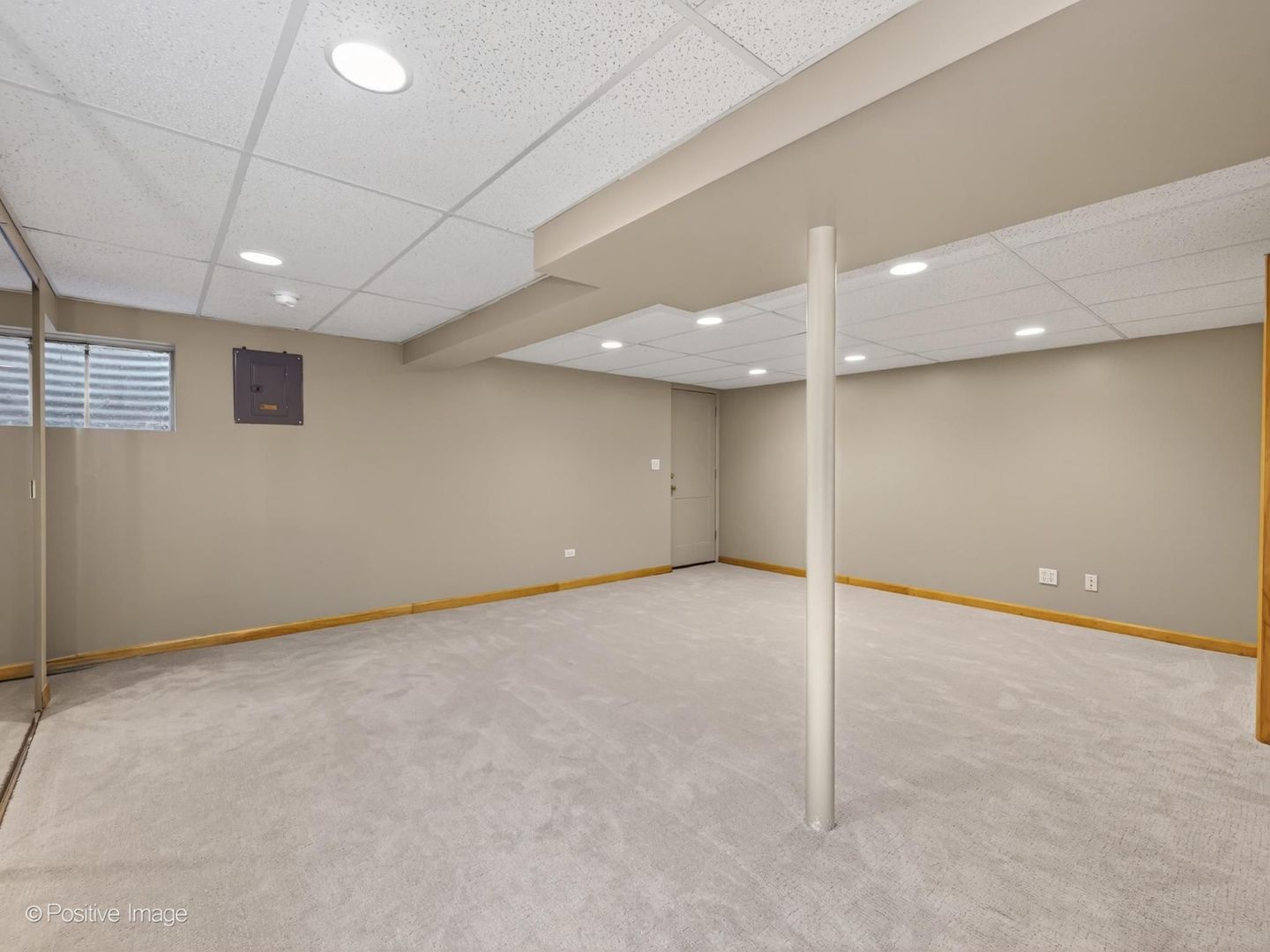 1229 Hanover Street Woodridge IL 60517