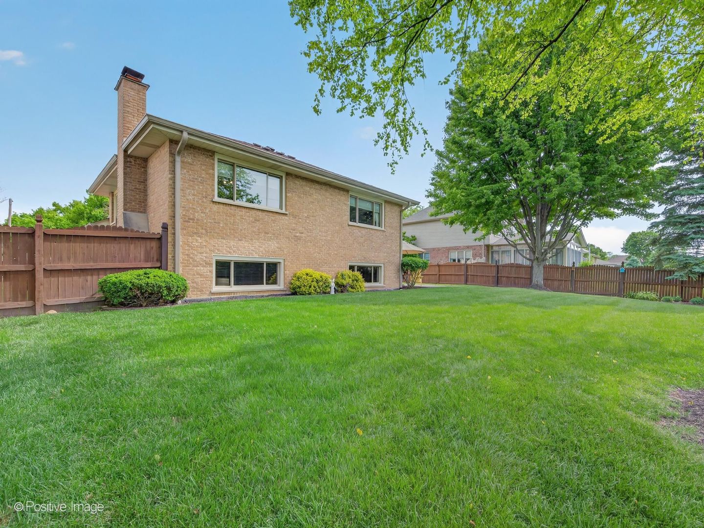 1229 Hanover Street Woodridge IL 60517