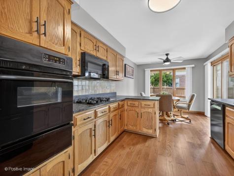 1229 Hanover Street Woodridge IL 60517