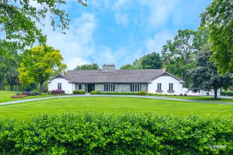 404 Caesar Drive Barrington Hills IL 60010