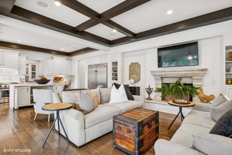 404 Caesar Drive Barrington Hills IL 60010