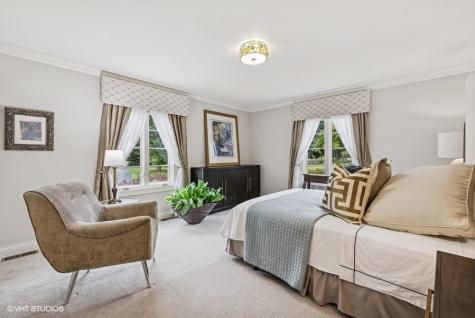 404 Caesar Drive Barrington Hills IL 60010