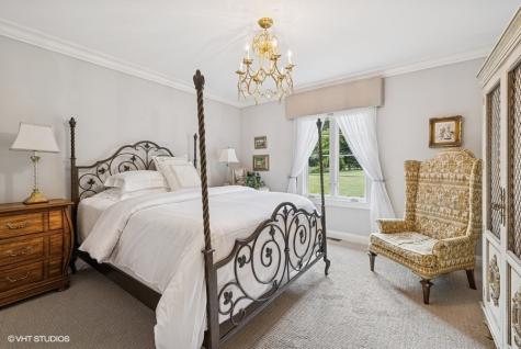 404 Caesar Drive Barrington Hills IL 60010