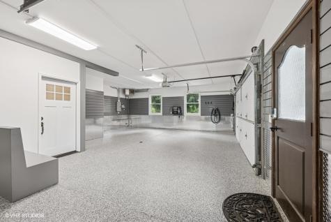 404 Caesar Drive Barrington Hills IL 60010