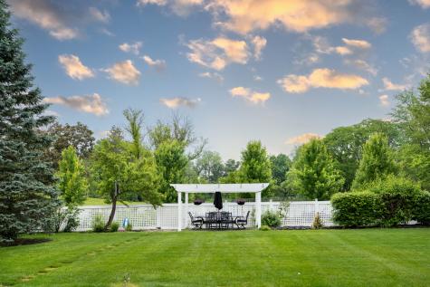 404 Caesar Drive Barrington Hills IL 60010