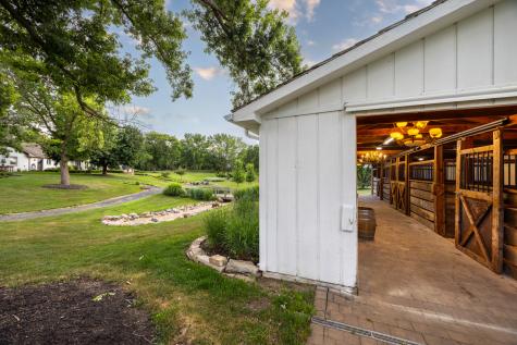 404 Caesar Drive Barrington Hills IL 60010