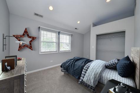 532 Ranch Road Wheaton IL 60187