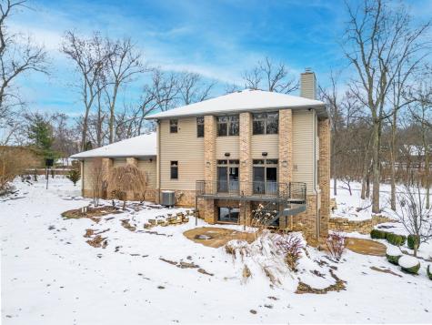 9208 Sheringham Drive Roscoe IL 61073