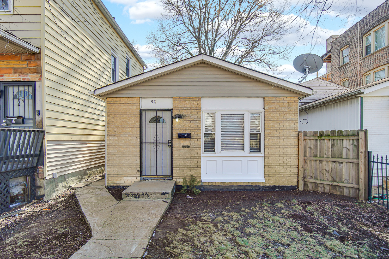 911 East 76th Street Chicago IL 60619