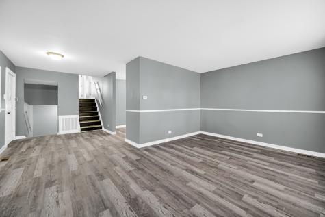 911 East 76th Street Chicago IL 60619